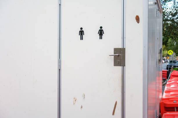 Best Portable restroom trailer rental  in Bratenahl, OH